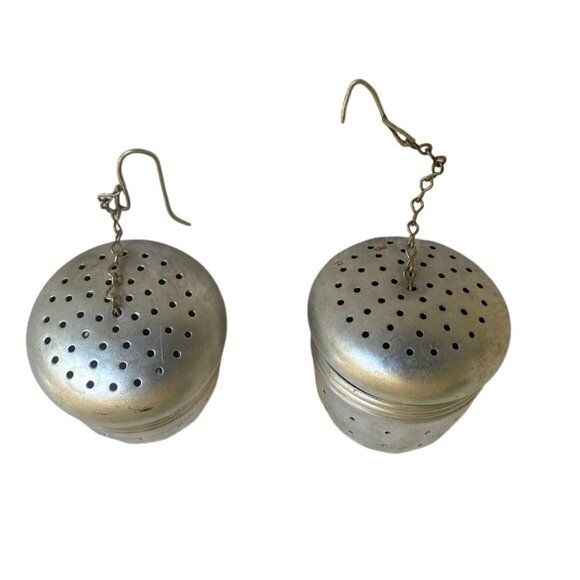 Vintage Metal Tea Infuser Collection 10 Set Chain & Hook Details 2 Strainers - Picture 4 of 10